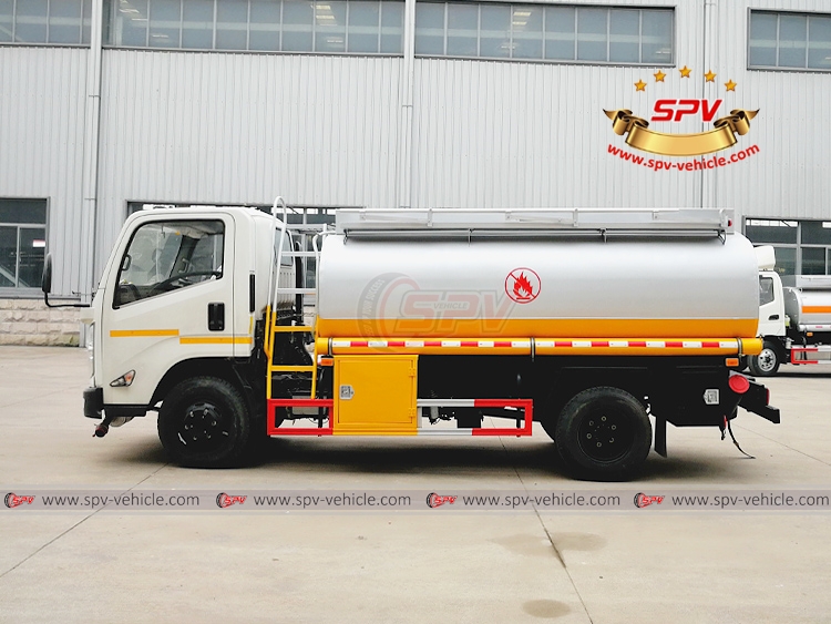 Fuel Tanker Truck JMC - LS